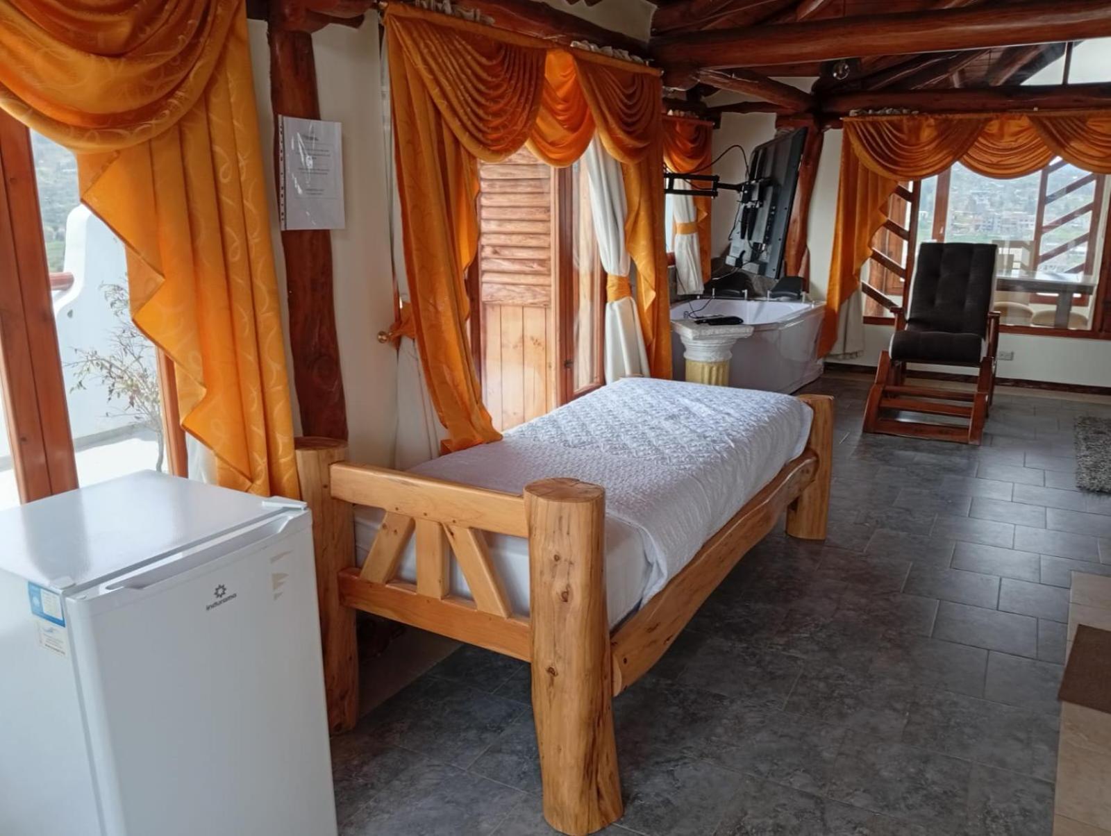 Hotel Maderanegra By Huasicama لاتاكونغا المظهر الخارجي الصورة
